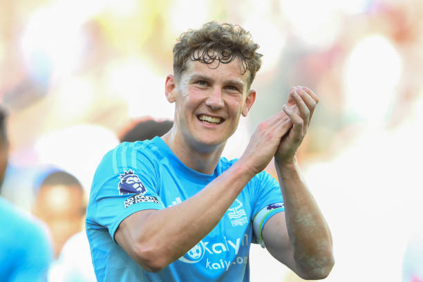 甚至朝着卫 甚至朝着卫