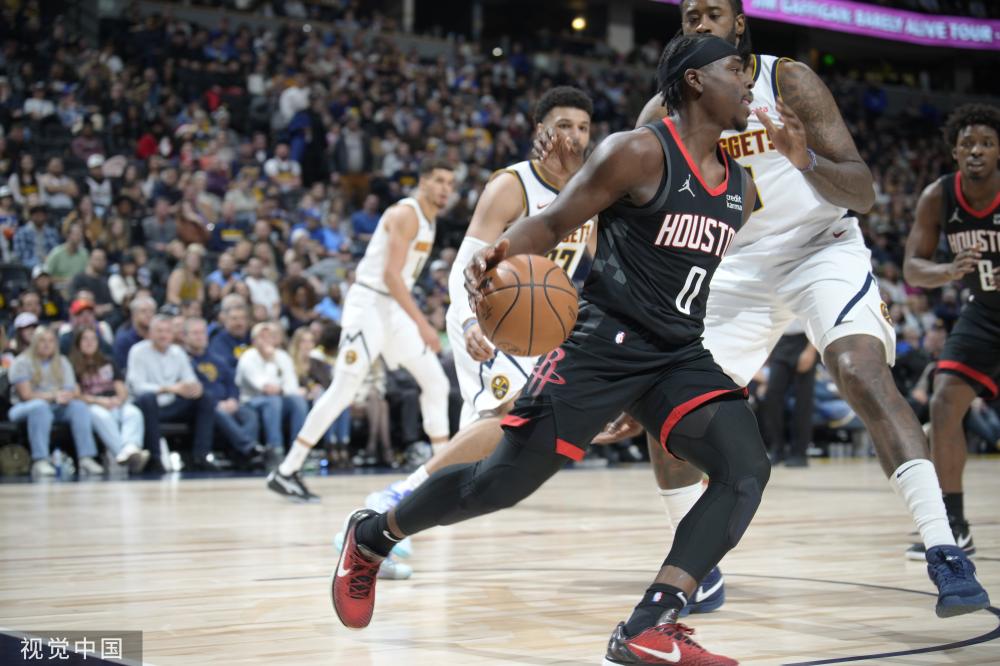 再次展現了 再次展現了